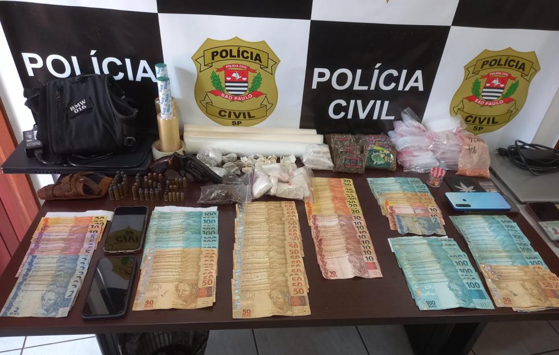 Foto 6 de 6 — Operação de combate ao tráfico apreende drogas e R$ 40 mil em Araraquara; cinco foram presos